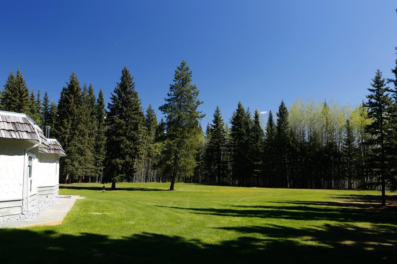 Sleepy Creek Country Manor Bed & Breakfast Bragg Creek Dış mekan fotoğraf